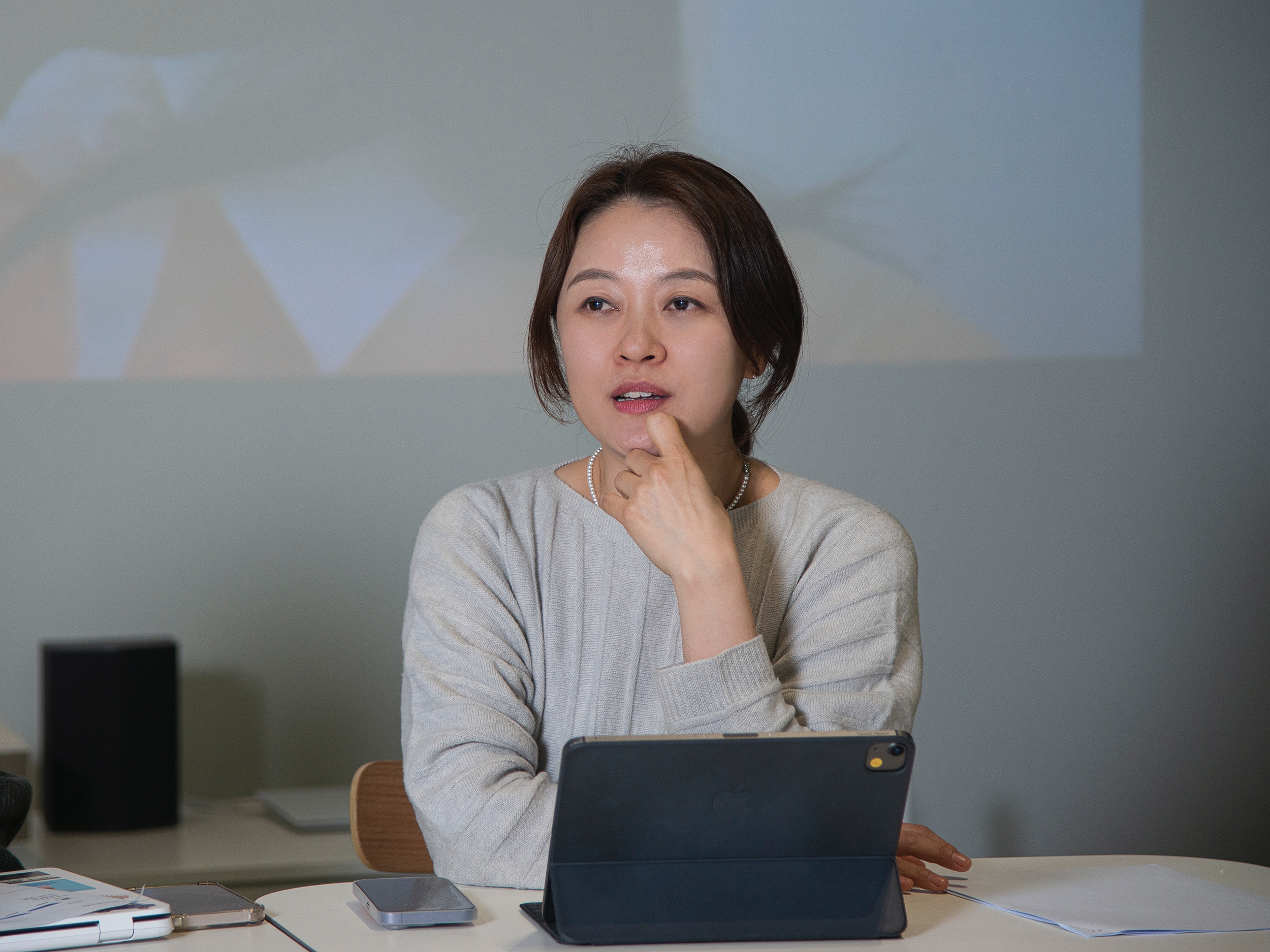 LG전자 구지영 CX센터 상무. 제품의 의미를 발견하고 고객 여정을 지도로 만들었으니, 이제는 영제너레이션과의 접점을 직접 만들어보기로 했다. ⓒ롱블랙