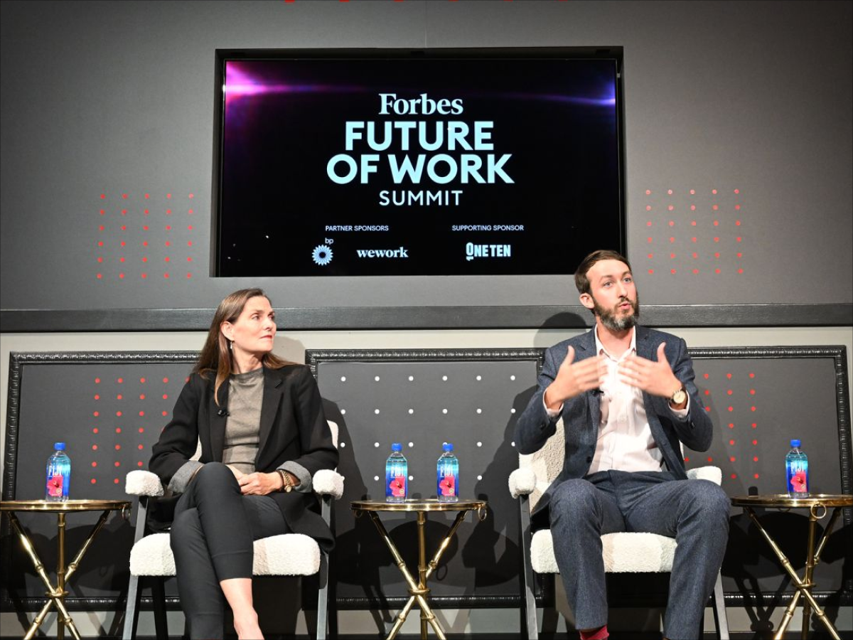 2025년 포브스 ‘Future of Work Summit’에 참석한 브리짓 슐츠. 그는 “번아웃은 개인이 감당할 문제가 아니라, 조직이 책임지고 해결해야 할 문제”라고 말했다. ⓒ브리짓 슐츠